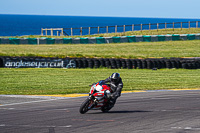 anglesey-no-limits-trackday;anglesey-photographs;anglesey-trackday-photographs;enduro-digital-images;event-digital-images;eventdigitalimages;no-limits-trackdays;peter-wileman-photography;racing-digital-images;trac-mon;trackday-digital-images;trackday-photos;ty-croes